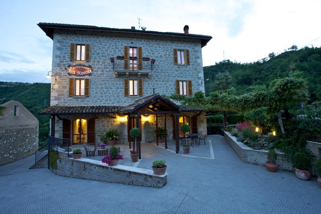Agriturismo La Rocca Hotel Marsia Exterior photo